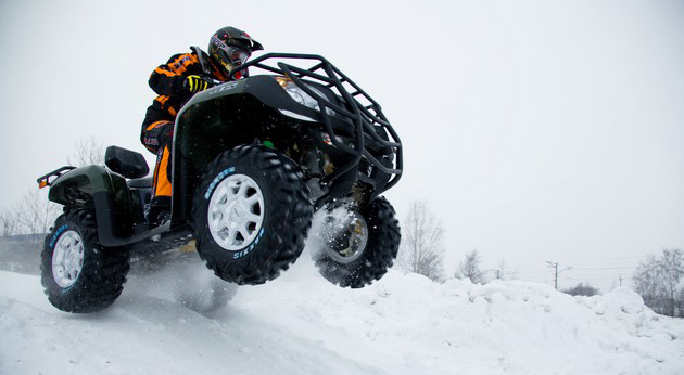 Катание на квадроциклах в Самаре. Подарочные сертификаты Ultra Подарки. Подарочный сертификат на катание на квадроциклах в Самаре. Закажите прокат квадроциклов и наслаждайтесь активным отдыхом с друзьями. Выбирайте живописные маршруты для езды на квадроциклах. Сервис UltraPodarki.ru 8 800 505 95 30. Катание на квадроциклах, катание на квадроциклах Самара, прокат квадроциклов, прокат квадроциклов Самара, езда на квадроцикле, езда на квадроцикле Самара, катание на квадроциклах зимой, Катание на квадроциклах летом, сертификат на катание на квадроциклах, сертификат квадроциклы, сертификат квадроциклы Самара
