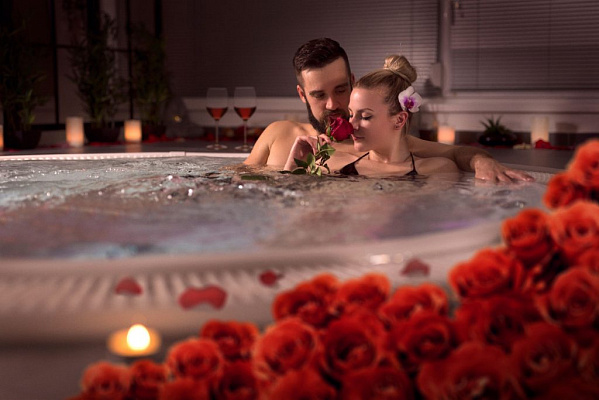 Романтическое свидание в СПА в Самаре. Ultra Подарки. Купить романтическое свидание в СПА в Самаре. Подарите самым близким незабываемые моменты и признайтесь в искренних чувствах. Сервис UltraPodarki.ru 8-800-505-95-30. Романтическое свидание в СПА в Самаре, свидание в Самаре, свидание в СПА, сертификат на свидание в СПА, сертификат на свидание в Самаре, купить свидание, купить свидание Самара, первое свидание, девушка свидание, СПА, романтическое СПА, романтический вечер, романтические любимому