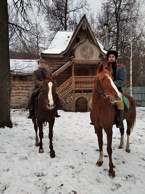 Конная прогулка в Самаре. Подарочные сертификаты Ultra Подарки. Купить оригинальный подарок или подарочный сертификат на Конная прогулка в Самаре. Сервис UltraPodarki.ru 8-800-505-9530. Катание на лошадях, Прогулка на лошади, Прогулка на лошадях для двоих, Конная прогулка.  Конный клуб, конная прогулка, конная прогулка в Самаре