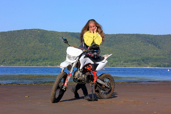 Катание на мотоцикле в Самаре. ULTRA ПОДАРКИ. Купить катание на мотоцикле в Самаре. Попробовав езду на мотоциклах, вы получите порцию адреналина и невероятные эмоции. Сервис: UltraPodarki.ru 8 800 505 95 30.. Катание на мотоцикле в Самаре, прокат мотоциклов Самара, катание на мотоциклах, прокат мотоцикла, езда на мотоцикле Самара, езда на мотоцикле, мотопрогулка Самара, мотопрогулка, поездки на байке, личный мотоцикл, катание на мотоцикле, мотоциклетный шлем, увлечение поездками на мотоцикле, пристрастие к мотоциклам, сертификат на поездку на мотоцикле, прокатиться на мотоцикле, мото-транспорт, мото-треки, мото-поездки, езда на мотоцикле в Самаре, катание на мотоцикле в Самаре, мотоклуб в Самаре
