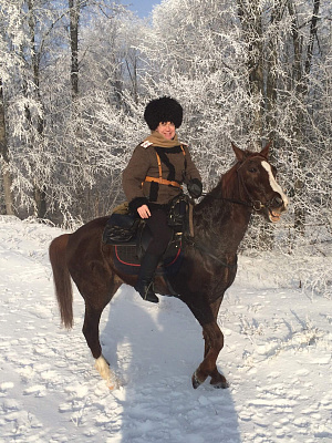 Конная прогулка в Самаре. Подарочные сертификаты Ultra Подарки. Купить оригинальный подарок или подарочный сертификат на Конная прогулка в Самаре. Сервис UltraPodarki.ru 8-800-505-9530. Катание на лошадях, Прогулка на лошади, Прогулка на лошадях для двоих, Конная прогулка.  Конный клуб, конная прогулка, конная прогулка в Самаре