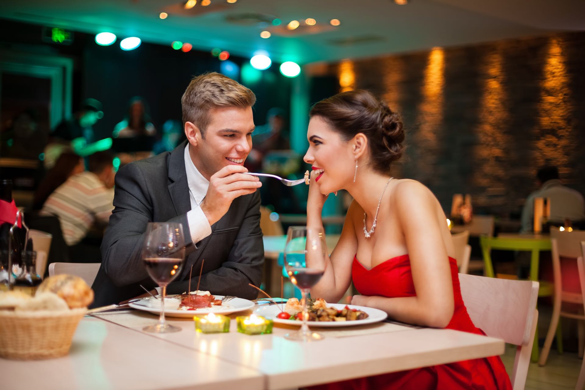 Романтическое свидание в ресторане в Самаре